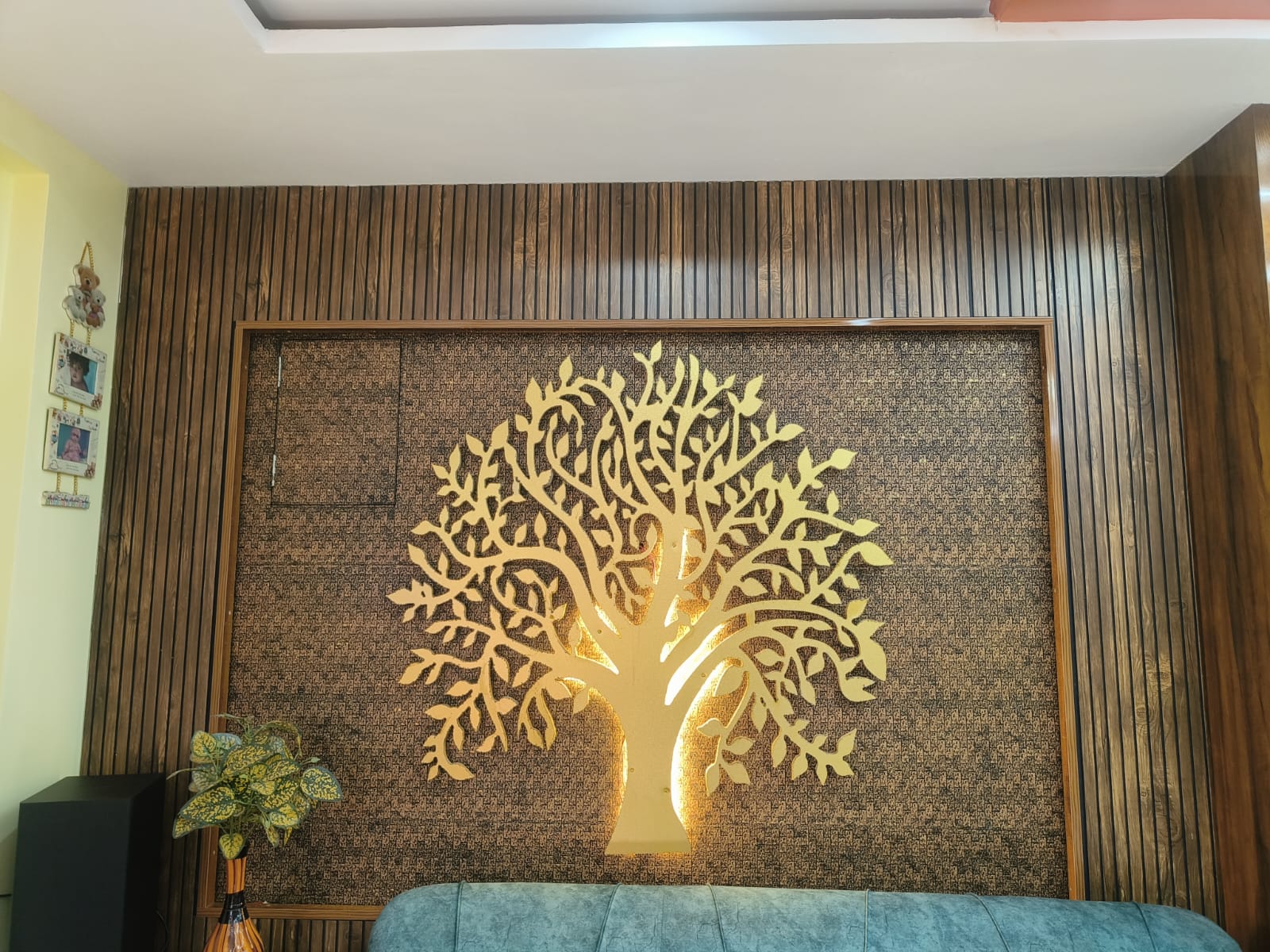 Elegant living room wall modular panels